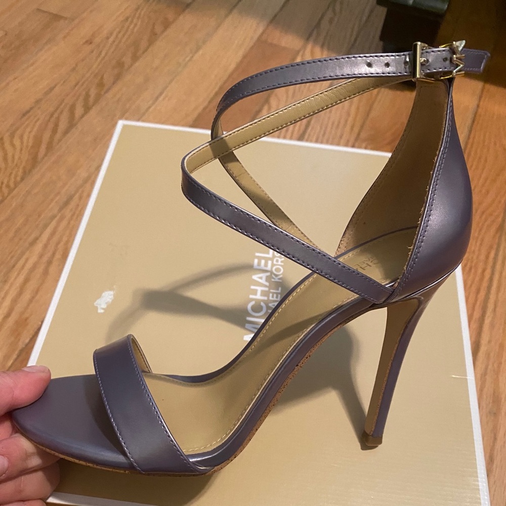 MK strappy heel!